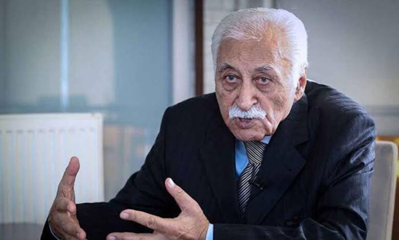 Şair ve yazar Yavuz Bülent Bâkiler yaşamını yitirdi