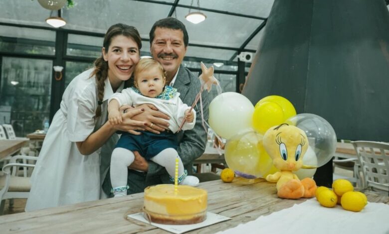 İlker Aksum canlı yayında ağladı: Beni o çukurdan eşim aldı